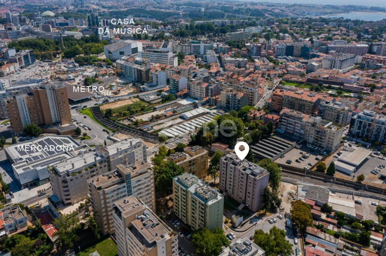 Apartamento T1 para Venda em Cedofeita, Santo Ildefonso, Sé, Miragaia, São Nicolau e Vitória Foto 30