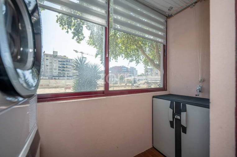 Apartamento T1 para Venda em Cedofeita, Santo Ildefonso, Sé, Miragaia, São Nicolau e Vitória Foto 27