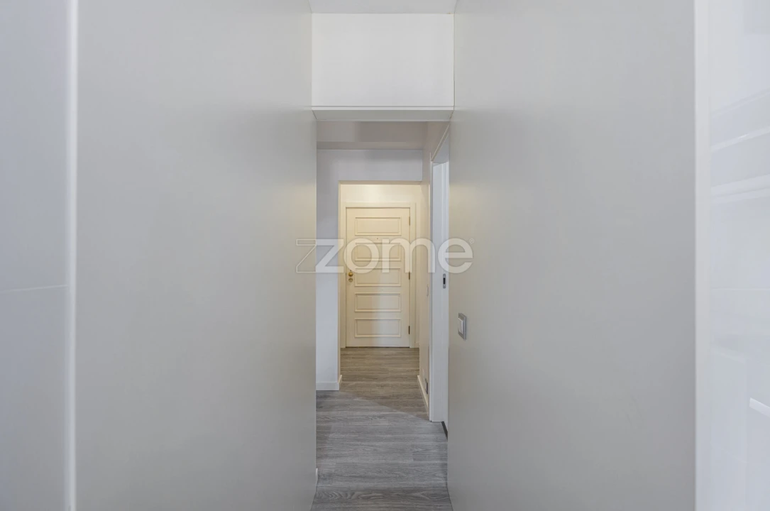 Apartamento T1 para Venda em Cedofeita, Santo Ildefonso, Sé, Miragaia, São Nicolau e Vitória Foto 14