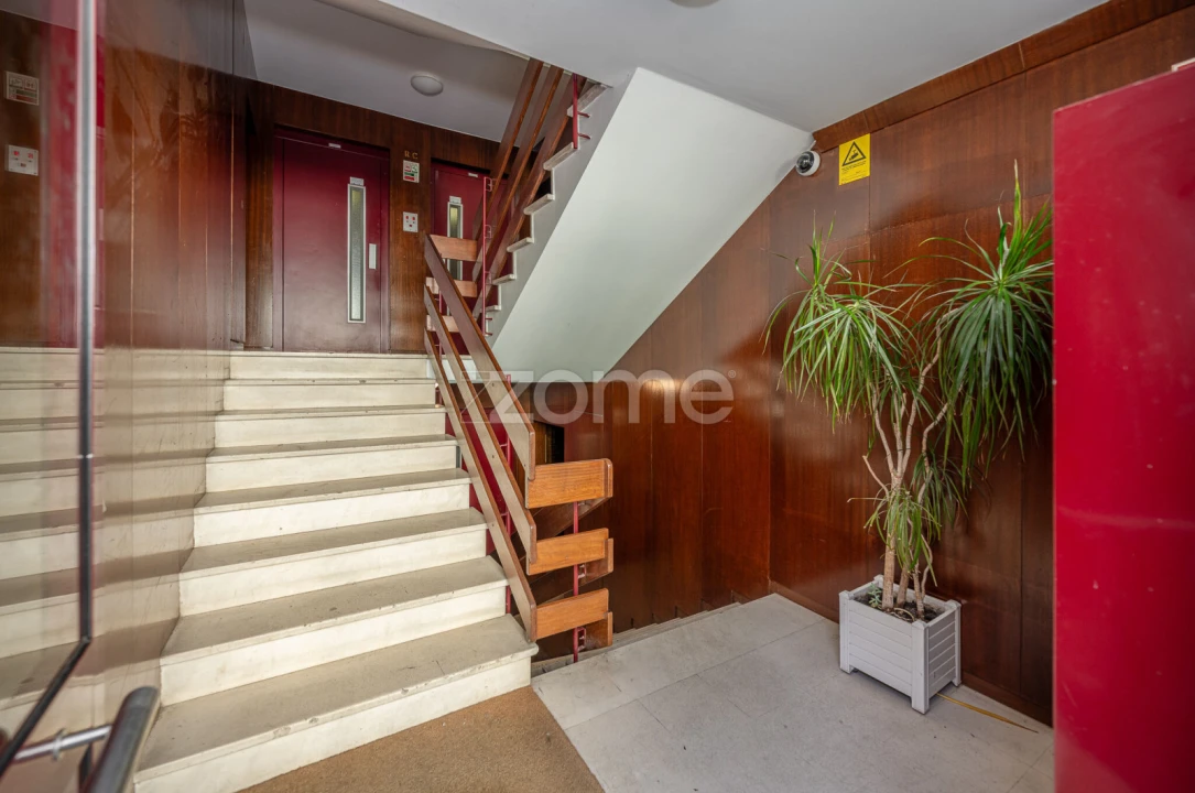 Apartamento T1 para Venda em Cedofeita, Santo Ildefonso, Sé, Miragaia, São Nicolau e Vitória Foto 7