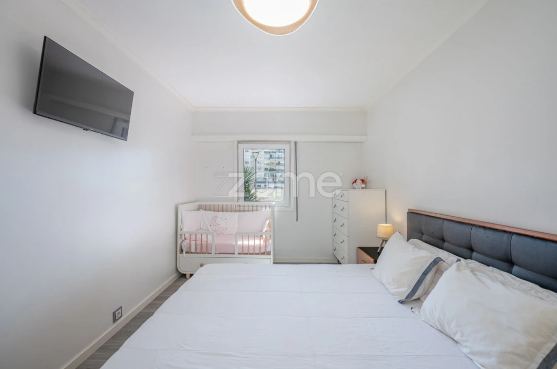 Apartamento T1 para Venda em Cedofeita, Santo Ildefonso, Sé, Miragaia, São Nicolau e Vitória Foto 18