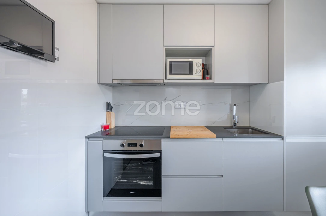 Apartamento T1 para Venda em Cedofeita, Santo Ildefonso, Sé, Miragaia, São Nicolau e Vitória Foto 12