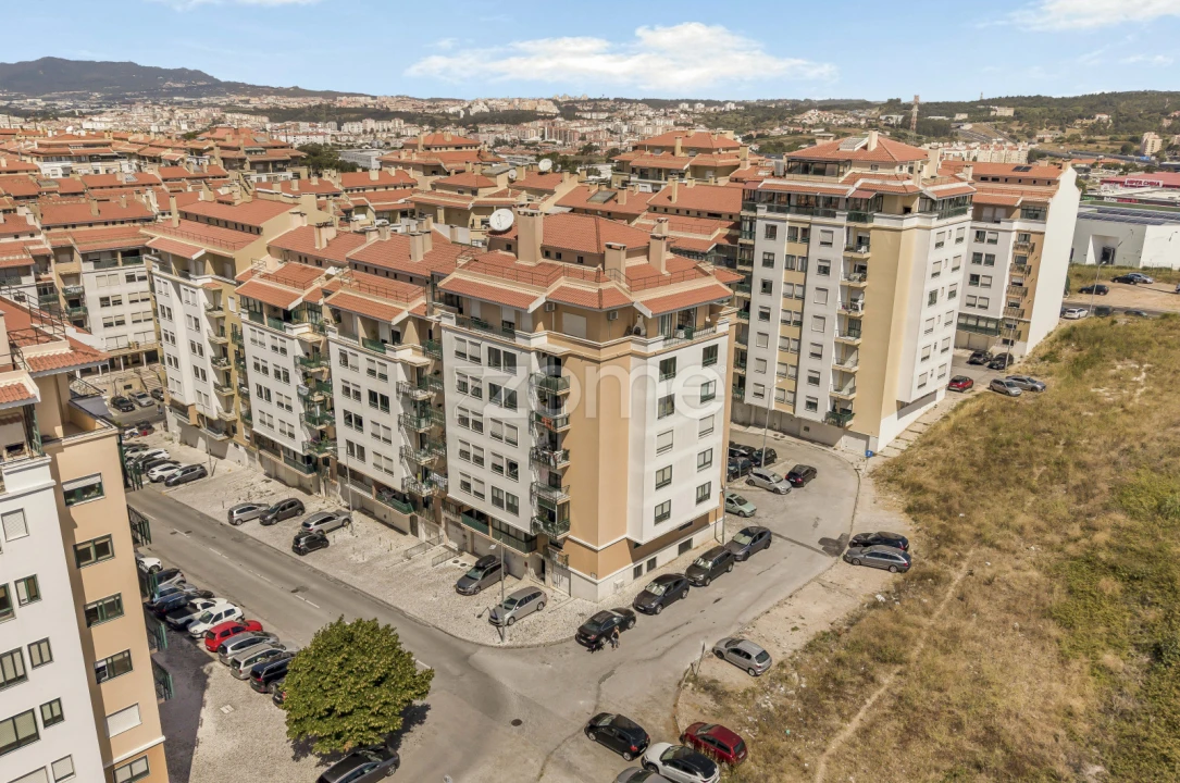 Apartamento T4 para Venda em Queluz e Belas Foto 30