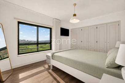 Apartamento T4 para Venda em Queluz e Belas