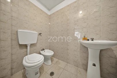 Apartamento T4 para Venda em Queluz e Belas
