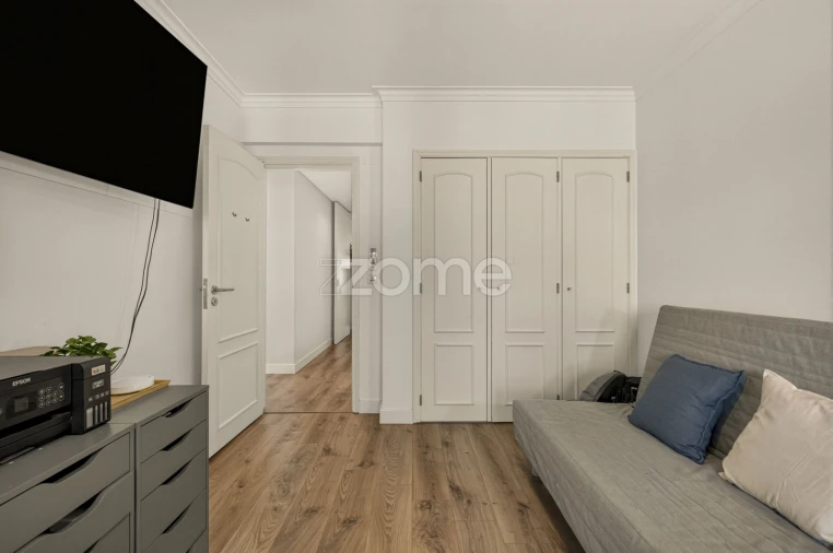 Apartamento T4 para Venda em Queluz e Belas Foto 19