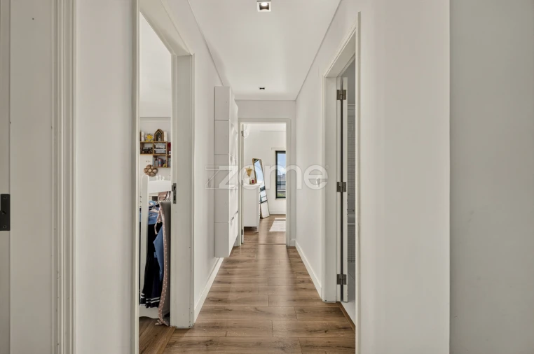 Apartamento T4 para Venda em Queluz e Belas Foto 23
