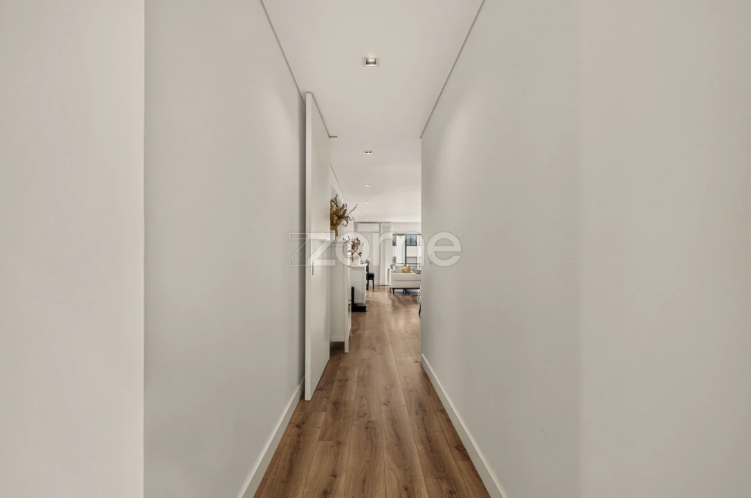 Apartamento T4 para Venda em Queluz e Belas Foto 7