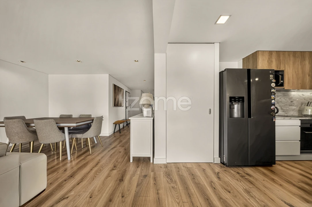 Apartamento T4 para Venda em Queluz e Belas Foto 10