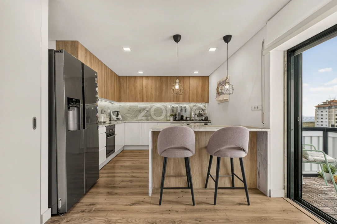 Apartamento T4 para Venda em Queluz e Belas Foto 11