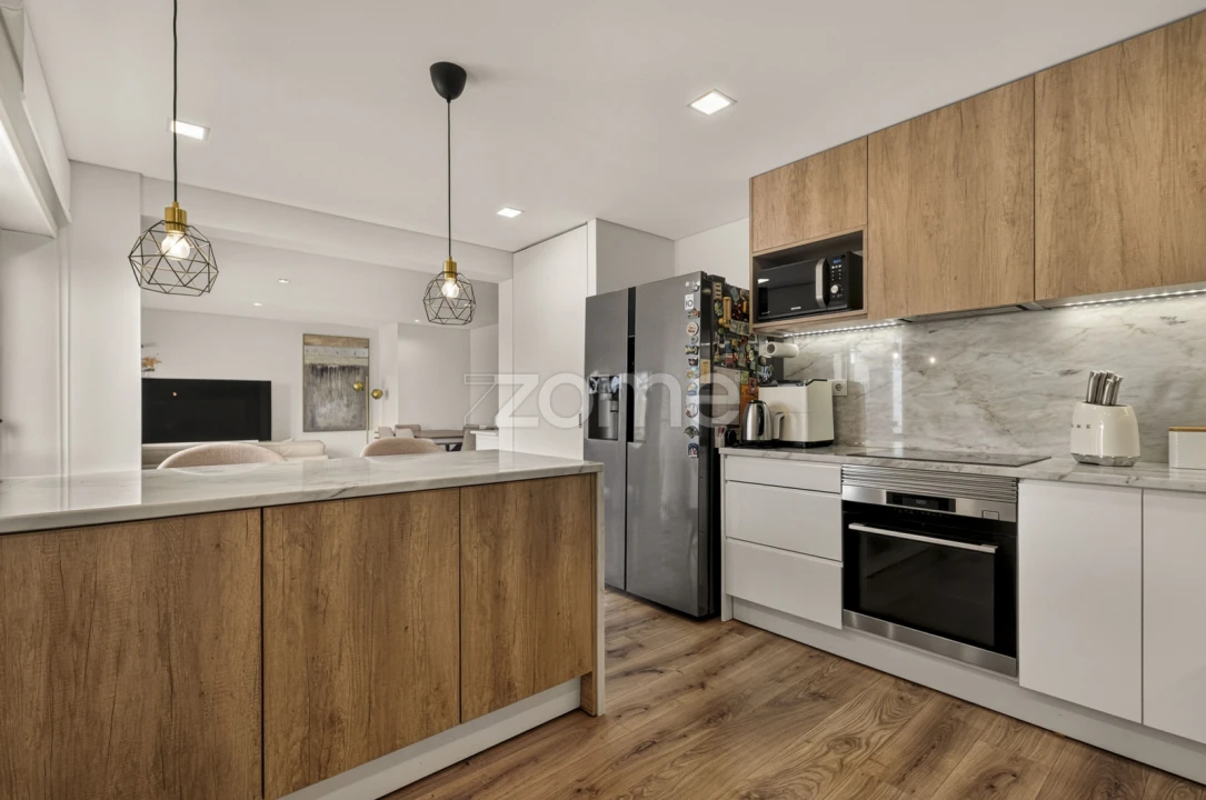 Apartamento T4 para Venda em Queluz e Belas Foto 13