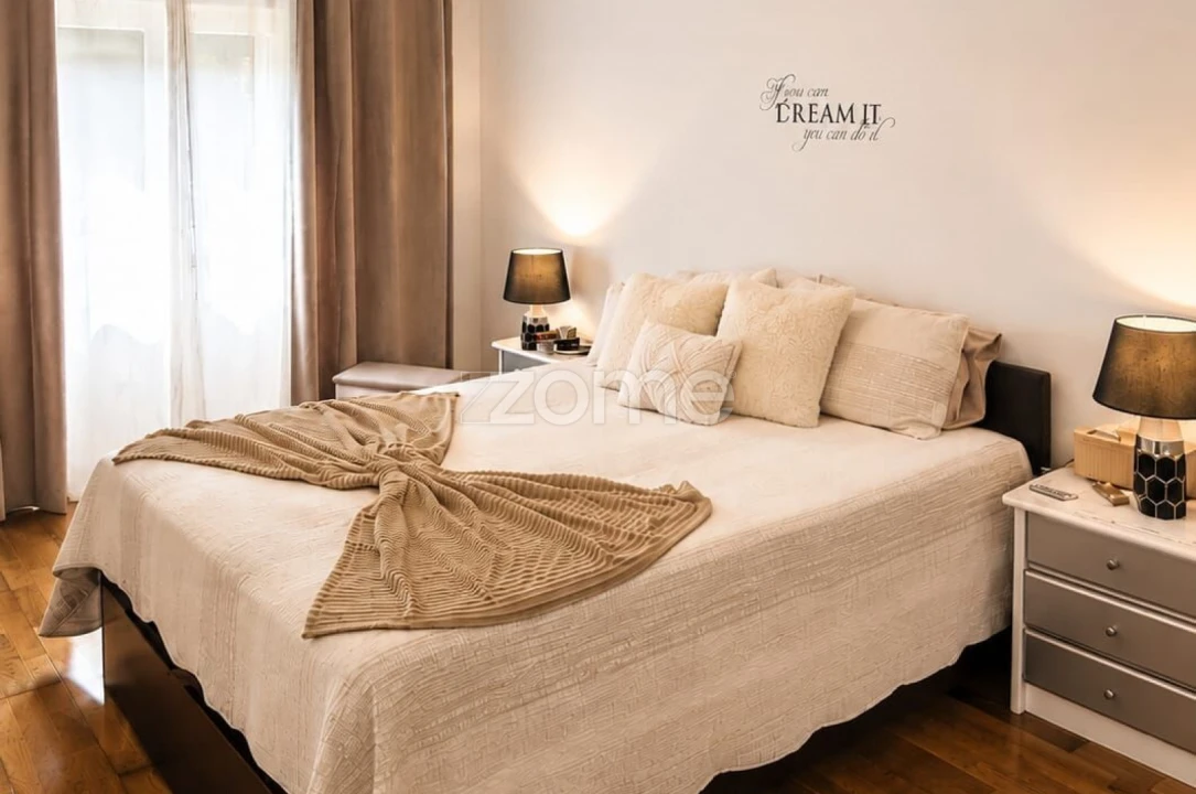Apartamento T3 para Venda em Algueirão-Mem Martins Foto 7