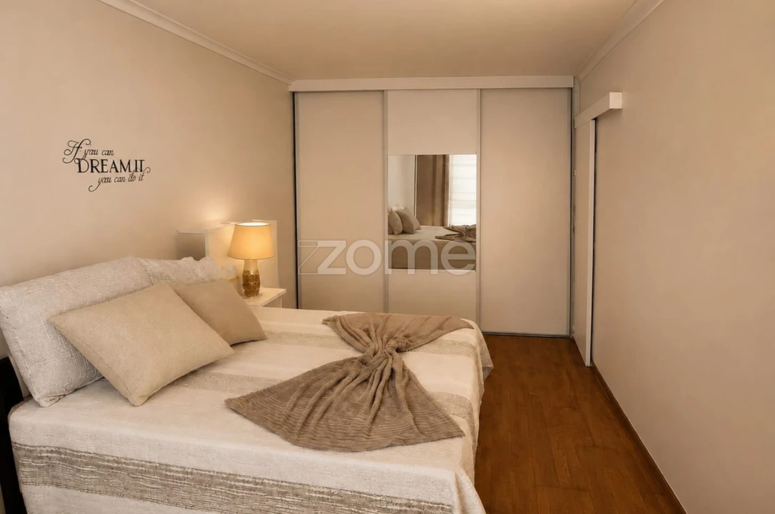 Apartamento T3 para Venda em Algueirão-Mem Martins Foto 8