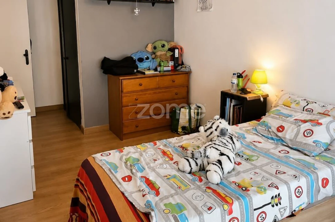 Apartamento T3 para Venda em Algueirão-Mem Martins Foto 9