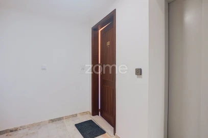 Apartamento T1 para Arrendamento em Tamengos, Aguim e Óis do Bairro