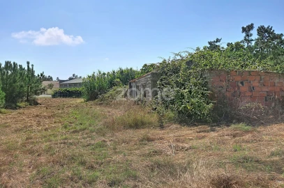 Moradia T1 para Venda em Marinha das Ondas