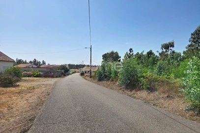 Moradia T1 para Venda em Marinha das Ondas