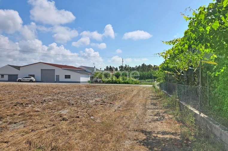 Moradia T1 para Venda em Marinha das Ondas Foto 15