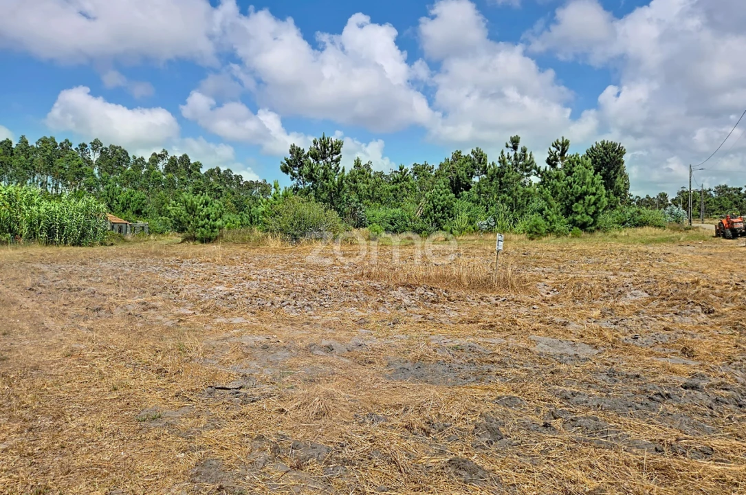 Moradia T1 para Venda em Marinha das Ondas Foto 9