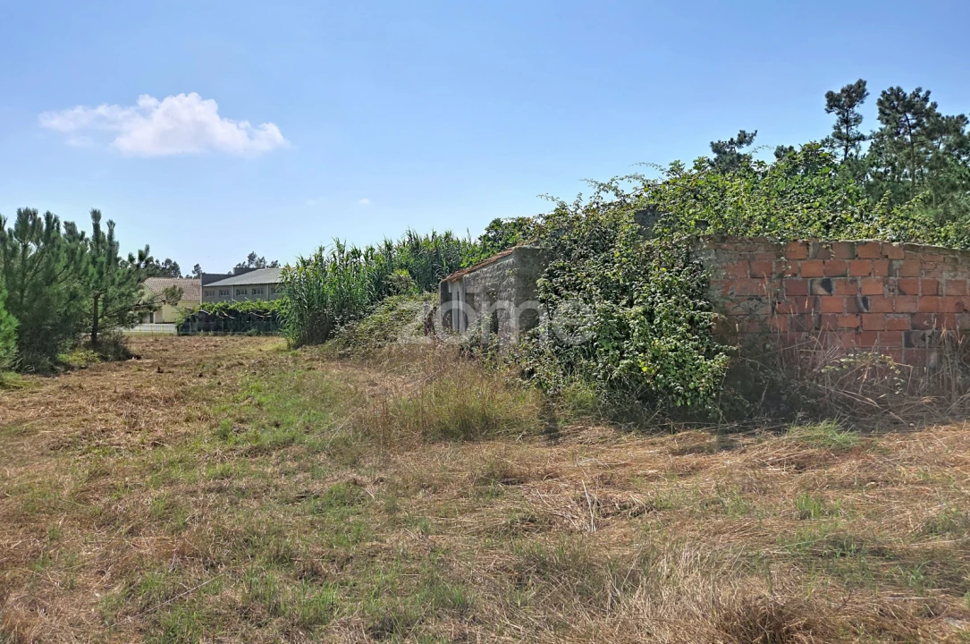 Moradia T1 para Venda em Marinha das Ondas Foto 18