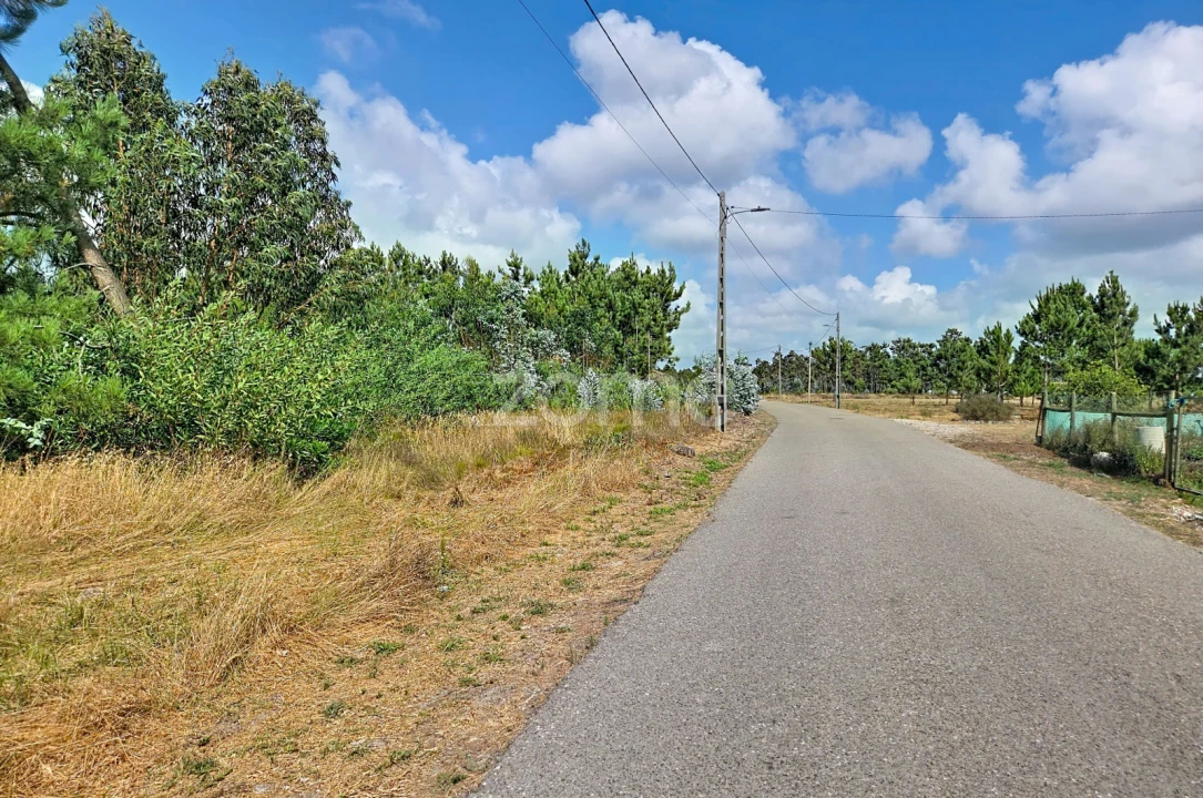 Moradia T1 para Venda em Marinha das Ondas Foto 30