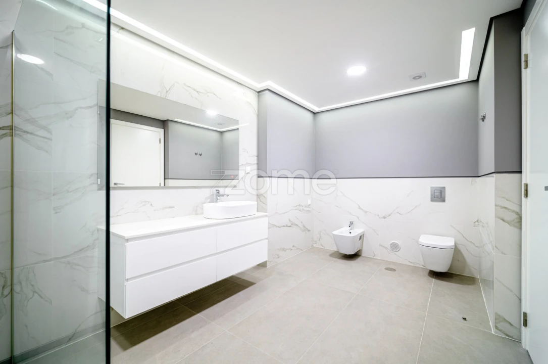 Apartamento T4 para Venda em Alverca do Ribatejo e Sobralinho Foto 22