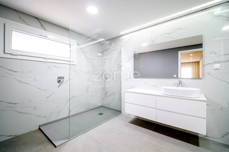 Apartamento T3 para Venda em Alverca do Ribatejo e Sobralinho Foto 18