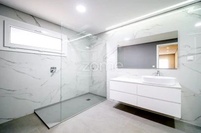 Apartamento T3 para Venda em Alverca do Ribatejo e Sobralinho