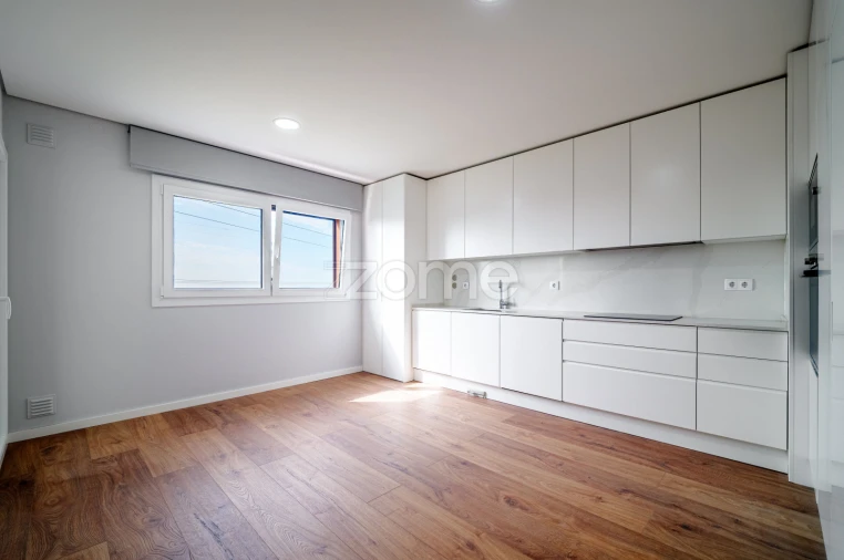 Apartamento T3 para Venda em Alverca do Ribatejo e Sobralinho Foto 6