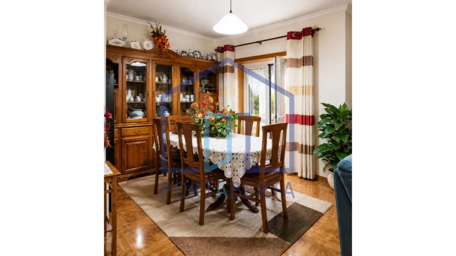 Apartamento T2 para Venda em Santa Maria Maior Foto 2