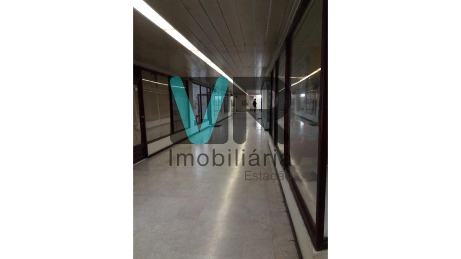 Negócio para Venda em Braga (São José de São Lázaro e São João do Souto) Foto 2