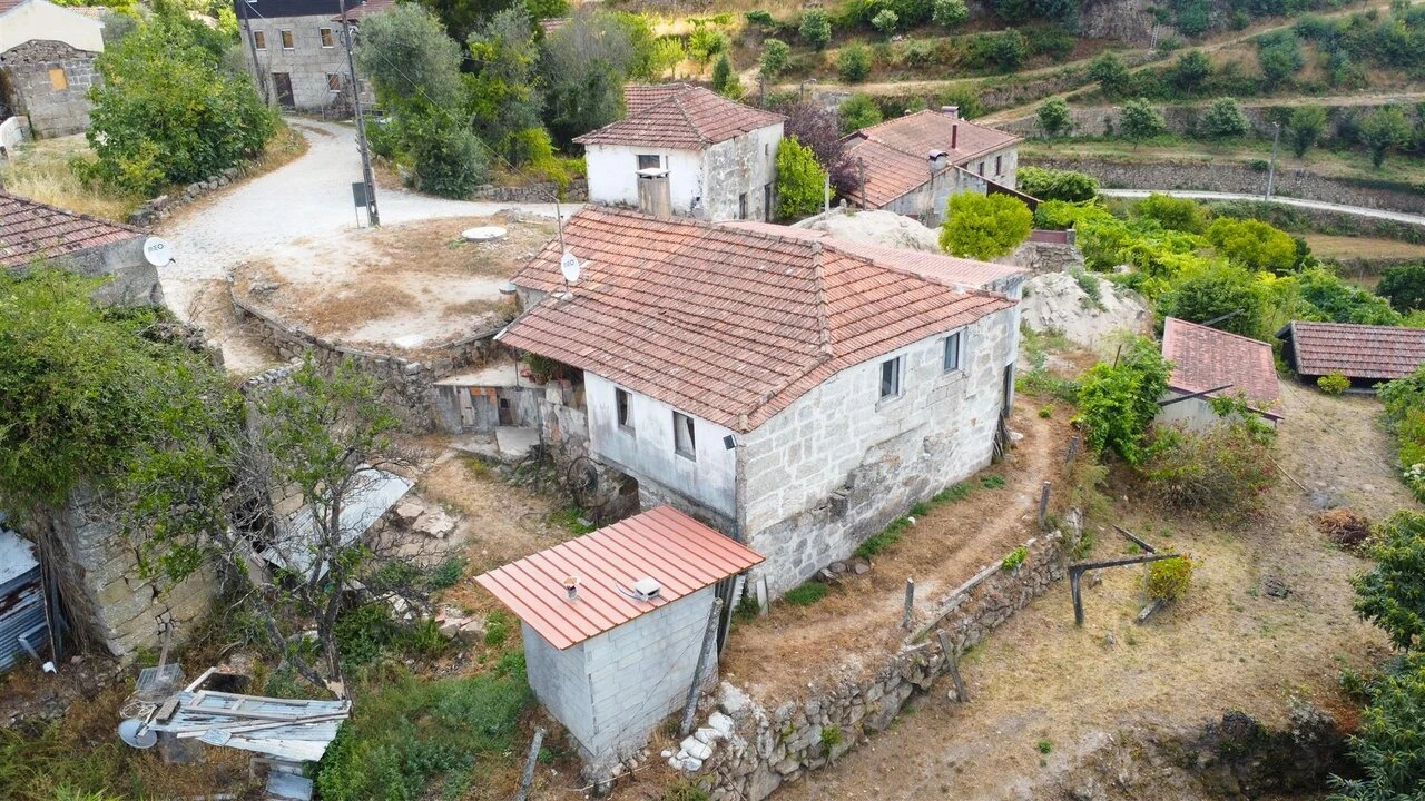 Moradia T2 para Venda em Baião (Santa Leocádia) e Mesquinhata Foto 10