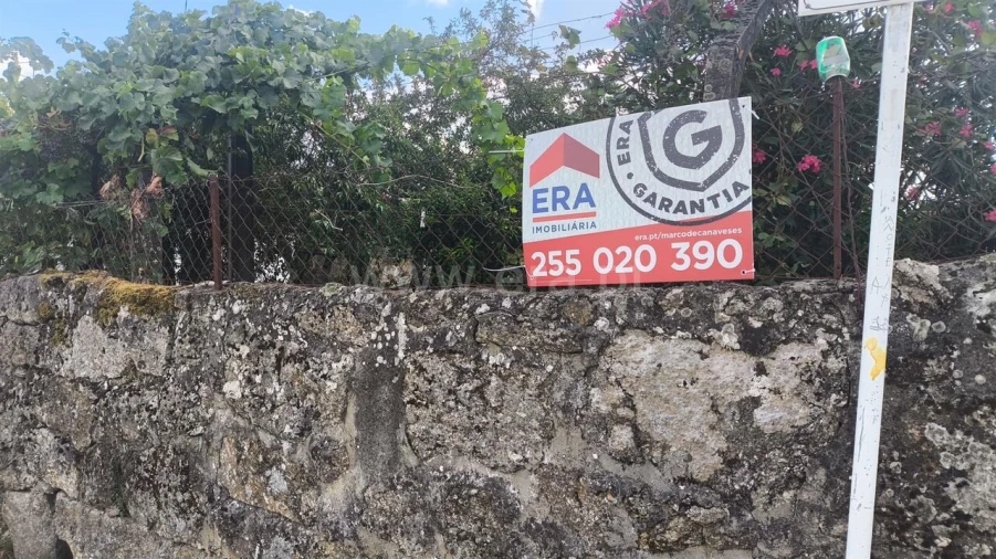 Moradia T2 para Venda em Soalhães Foto 13