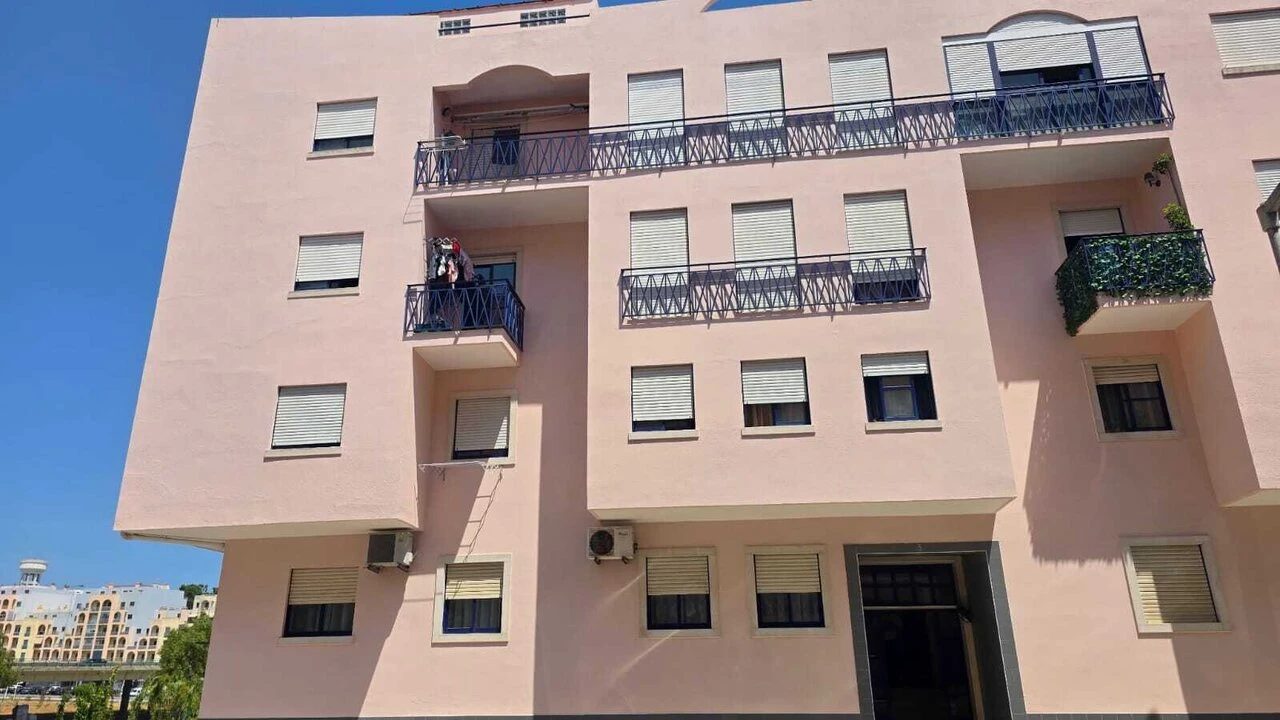 Apartamento T2 para Venda em Corroios Foto 17