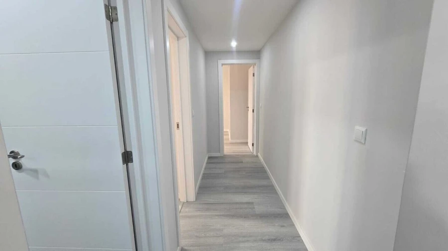 Apartamento T2 para Venda em Corroios Foto 13
