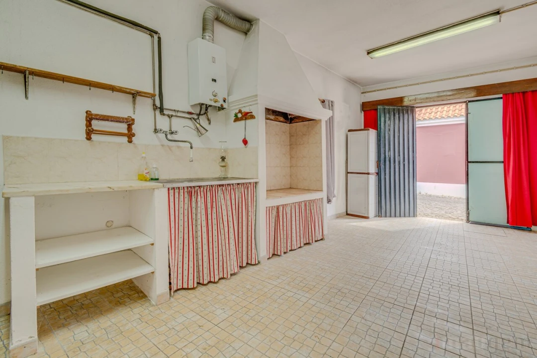 Moradia T2 para Venda em Santa Maria e São Miguel, São Martinho, São Pedro Penaferrim Foto 33