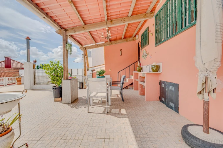 Moradia T2 para Venda em Santa Maria e São Miguel, São Martinho, São Pedro Penaferrim Foto 25