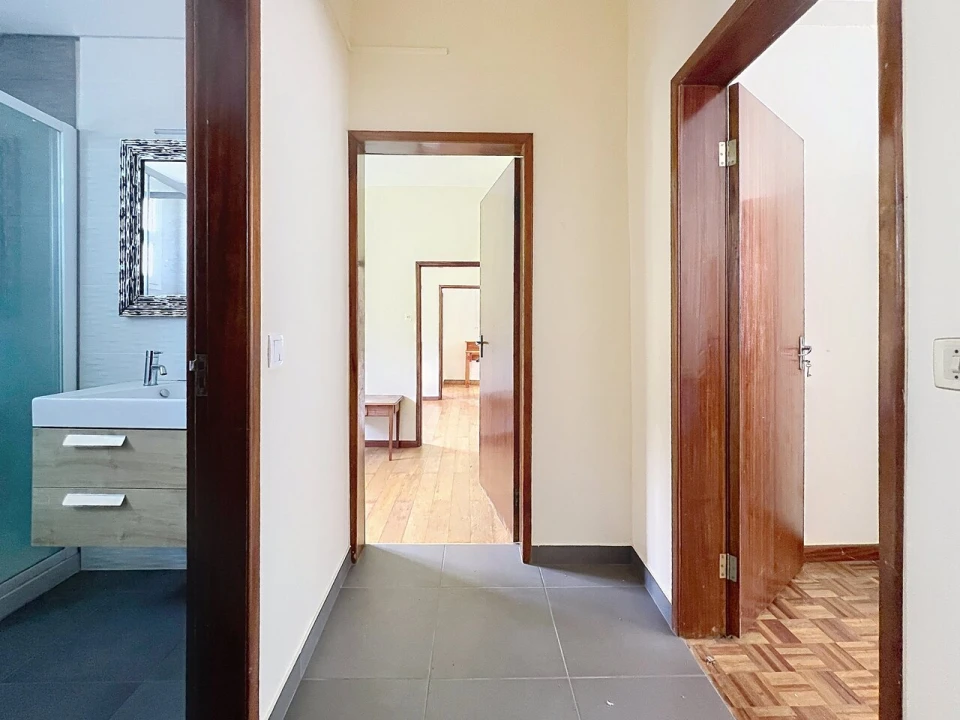 Moradia T3 para Venda em São Vicente Foto 17