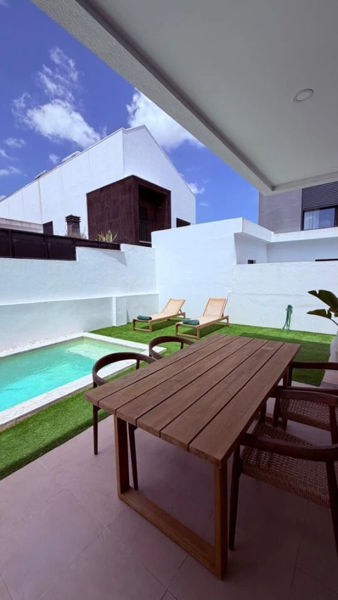 Moradia T4 para Venda em Fernao Ferro