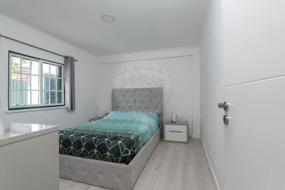 Moradia T3 para Venda em Vialonga