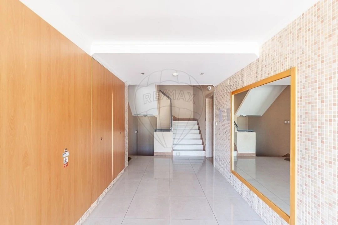 Apartamento T3 para Venda em Fernao Ferro Foto 20