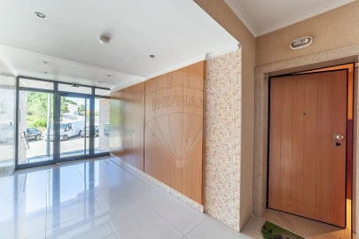 Apartamento T3 para Venda em Fernao Ferro