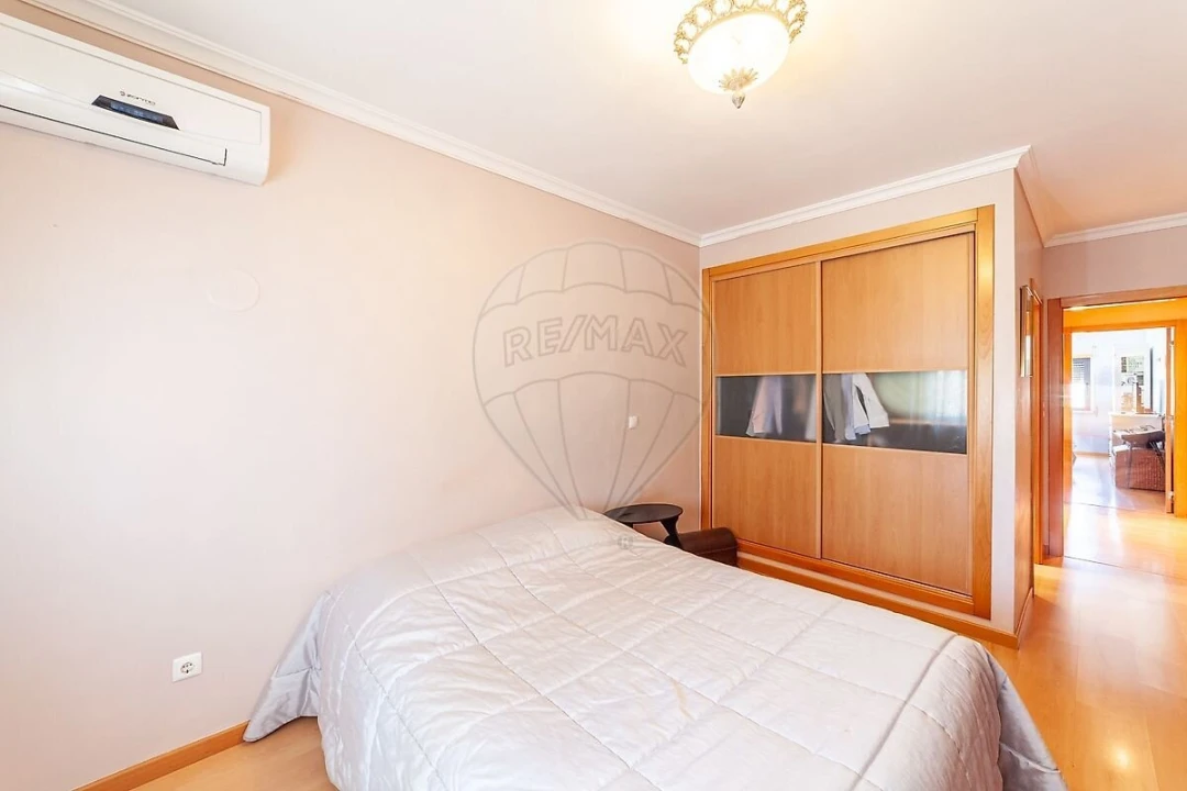Apartamento T3 para Venda em Fernao Ferro Foto 18