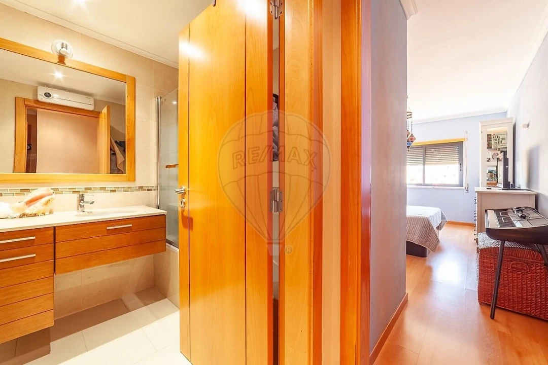 Apartamento T3 para Venda em Fernao Ferro Foto 12