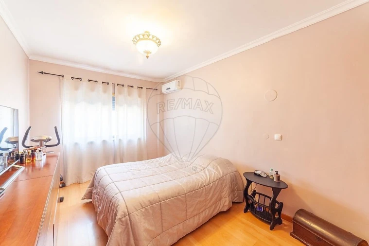 Apartamento T3 para Venda em Fernao Ferro Foto 16