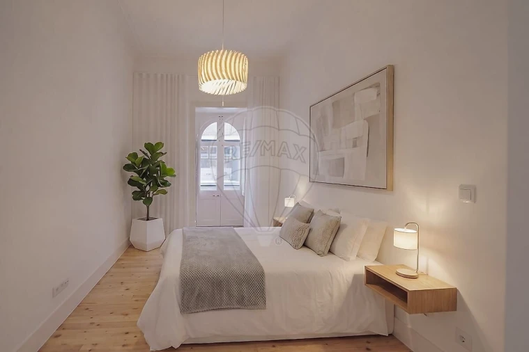 Apartamento T2 para Venda em Santo António Foto 2