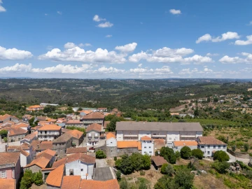 Quinta T14 para Venda em Santar e Moreira