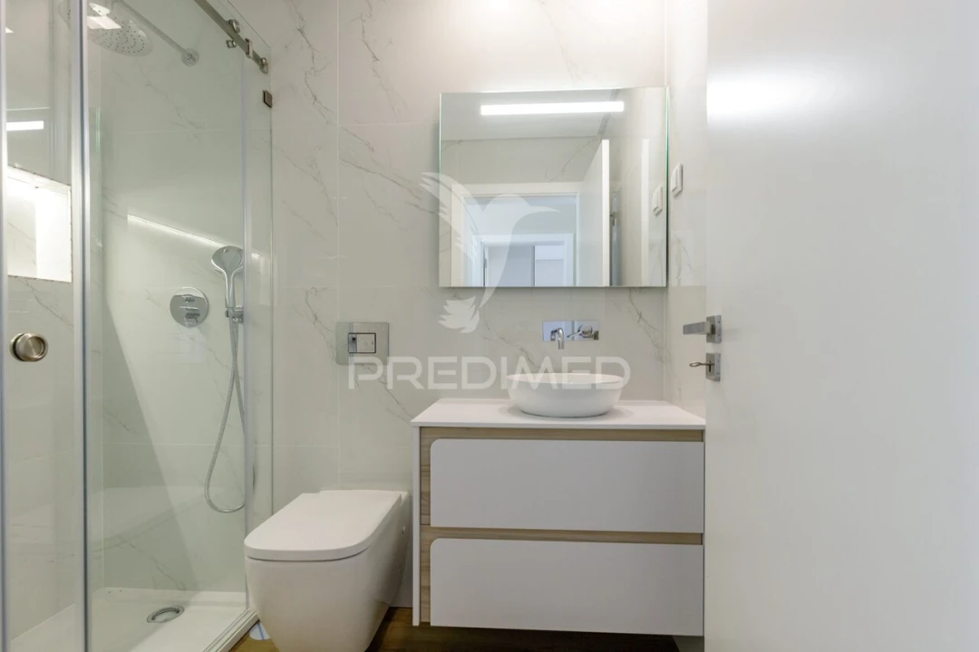 Apartamento T2 para Venda em Santa Iria de Azoia, São João da Talha e Bobadela Foto 18