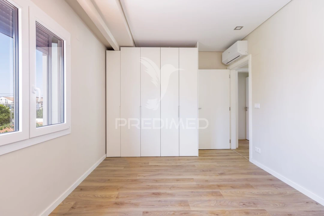 Apartamento T2 para Venda em Santa Iria de Azoia, São João da Talha e Bobadela Foto 21
