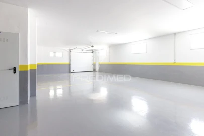 Apartamento T2 para Venda em Santa Iria de Azoia, São João da Talha e Bobadela